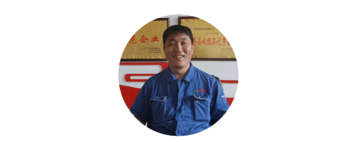 職工之光 | 反坡煤業(yè)一名平凡且不凡的綜采隊(duì)班長(zhǎng)